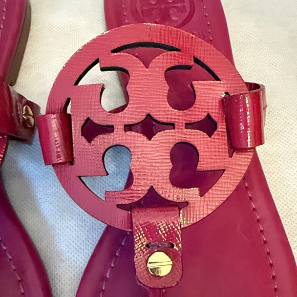 Tory Burch NWOB Magenta Miller Sandals - Picture 3 of 4